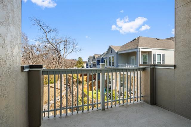 Building Photo - 2053 White Grove Dr
