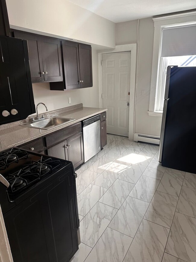 Building Photo - Great 2 bedroom apartment.