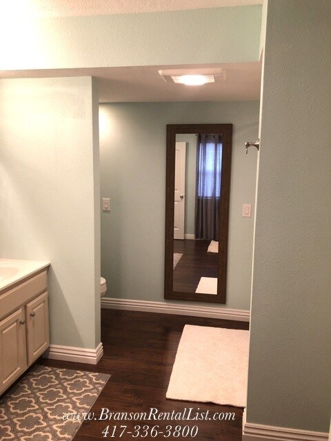Building Photo - Now Leasing for August!!!