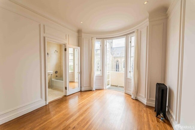 Building Photo - 1298 Sacramento St