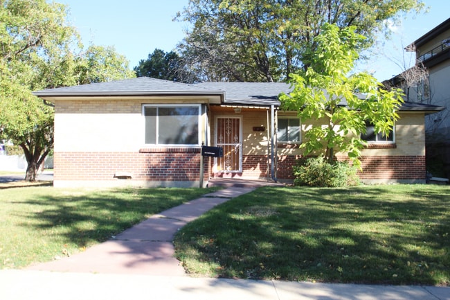 Building Photo - 2160 Osceola St