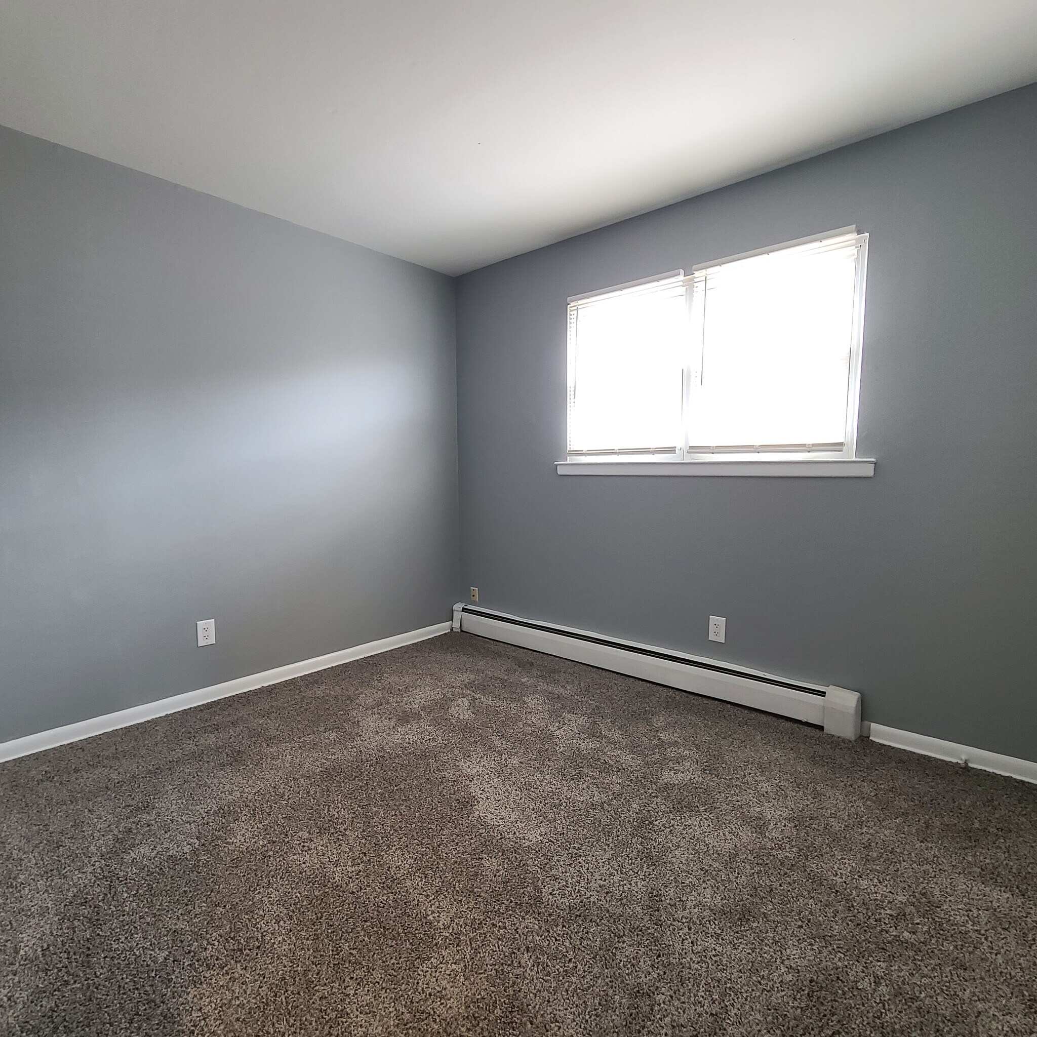 Building Photo - 5211 Cottage Ave