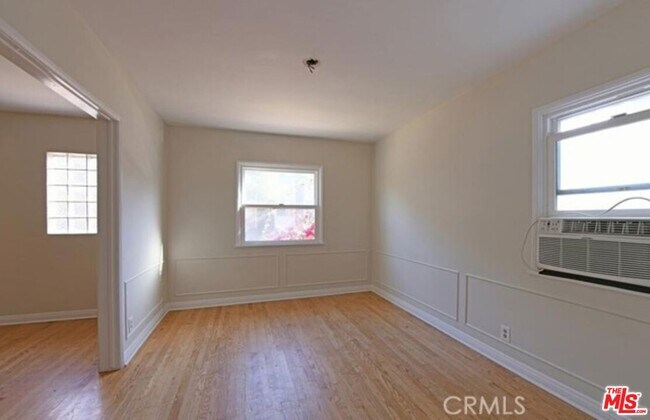 Building Photo - 11061 Ohio Ave Ave