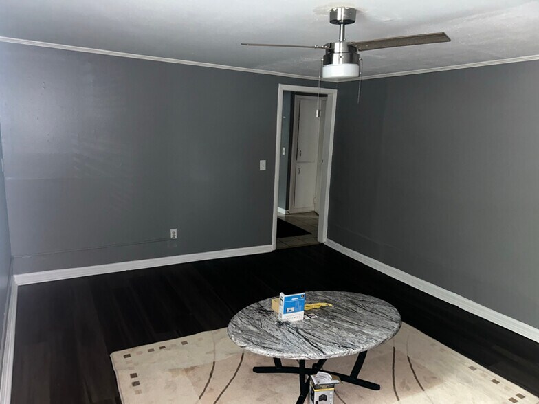 Building Photo - 1129 Bedford Ave