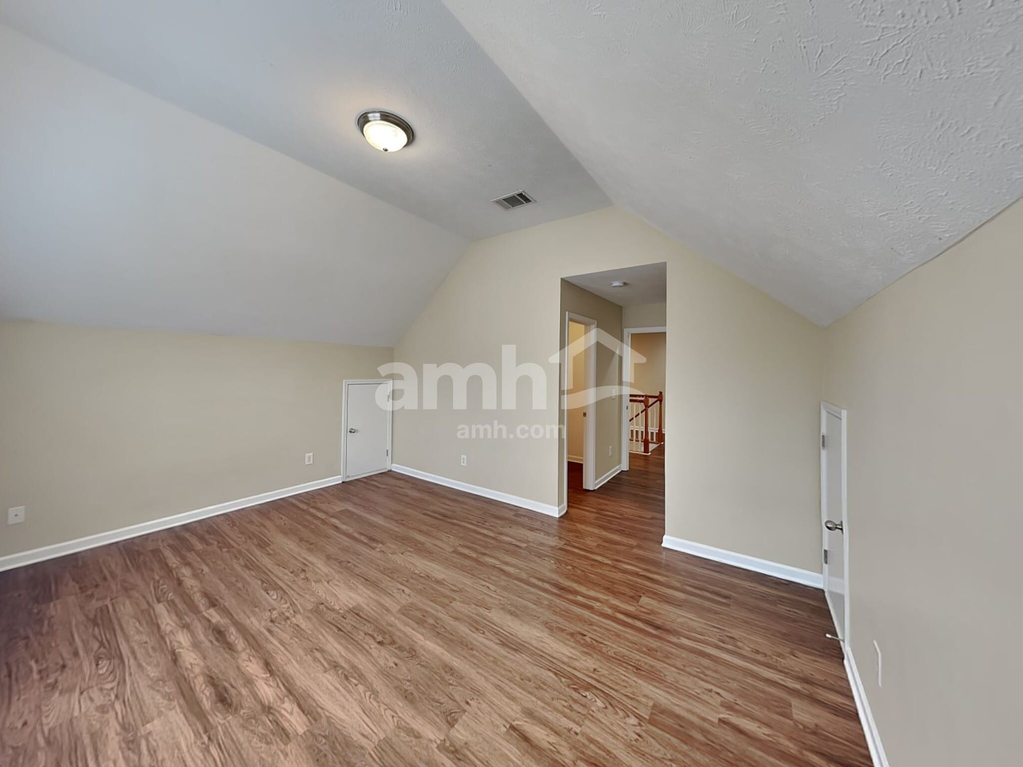 Building Photo - 256 Neal Ave