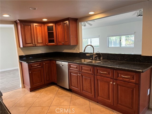 Building Photo - 1657 Meadow Glen Rd