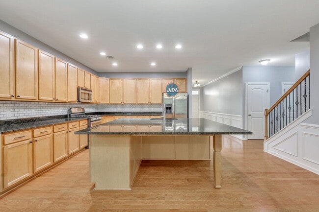 Building Photo - Beautiful Home In The Heart of Bluffton - ...