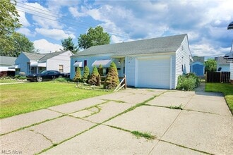 Building Photo - 6117 Ira Ave