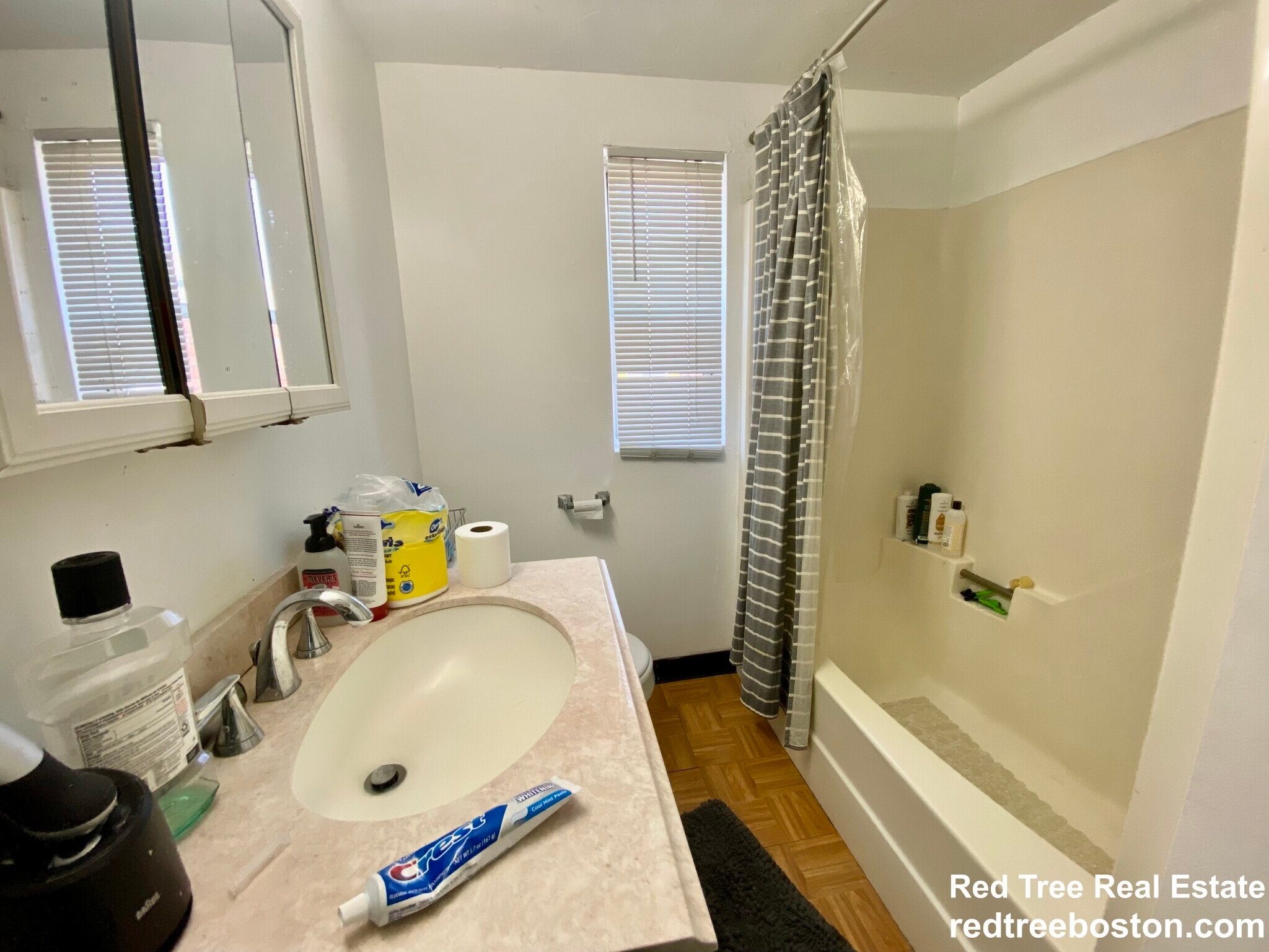 Building Photo - 88 Sheridan St