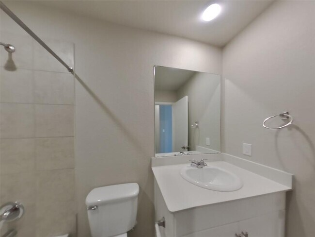 Building Photo - 3509 Gooseneck LN