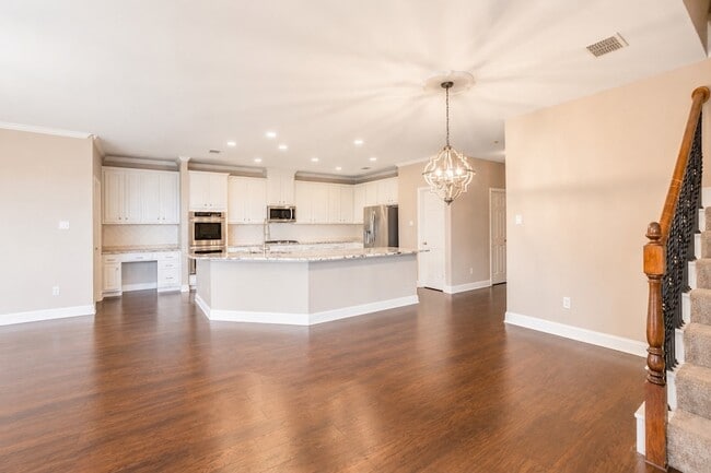Building Photo - 4453 Red Barn Dr