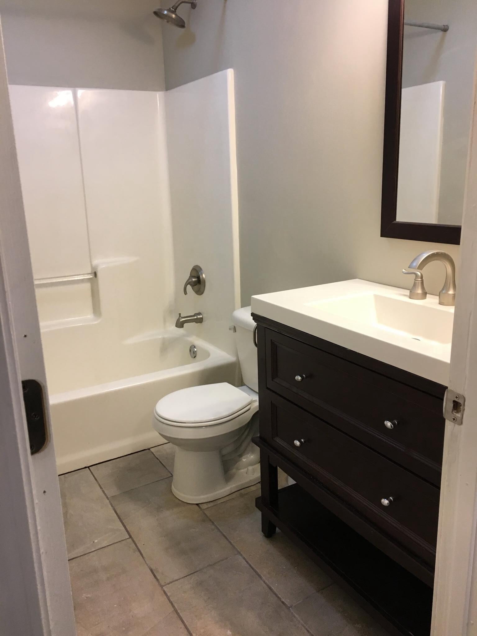 Full Bathroom upstairs - 108 E Brooks Ave