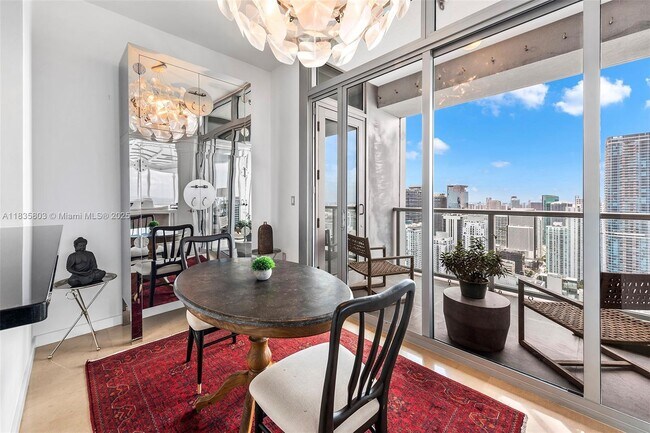 Building Photo - 1425 Brickell Ave