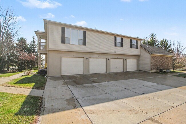 Building Photo - 125 Commons Cir