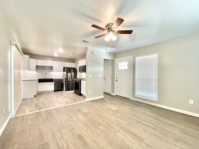 Building Photo - Renovated in 2023, 3 Bedroom 2 Bath Home now available!