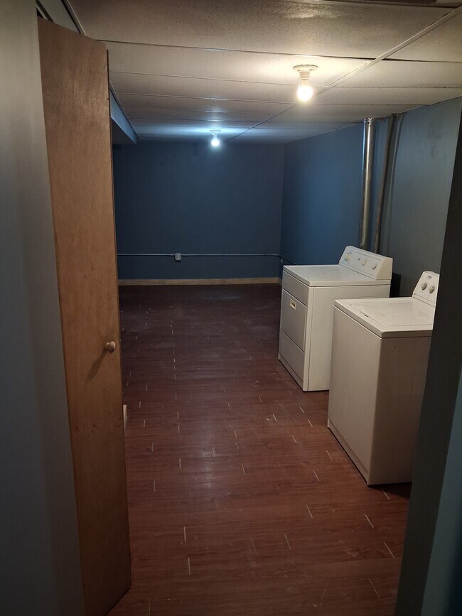 Building Photo - 1113 N 25th Ave