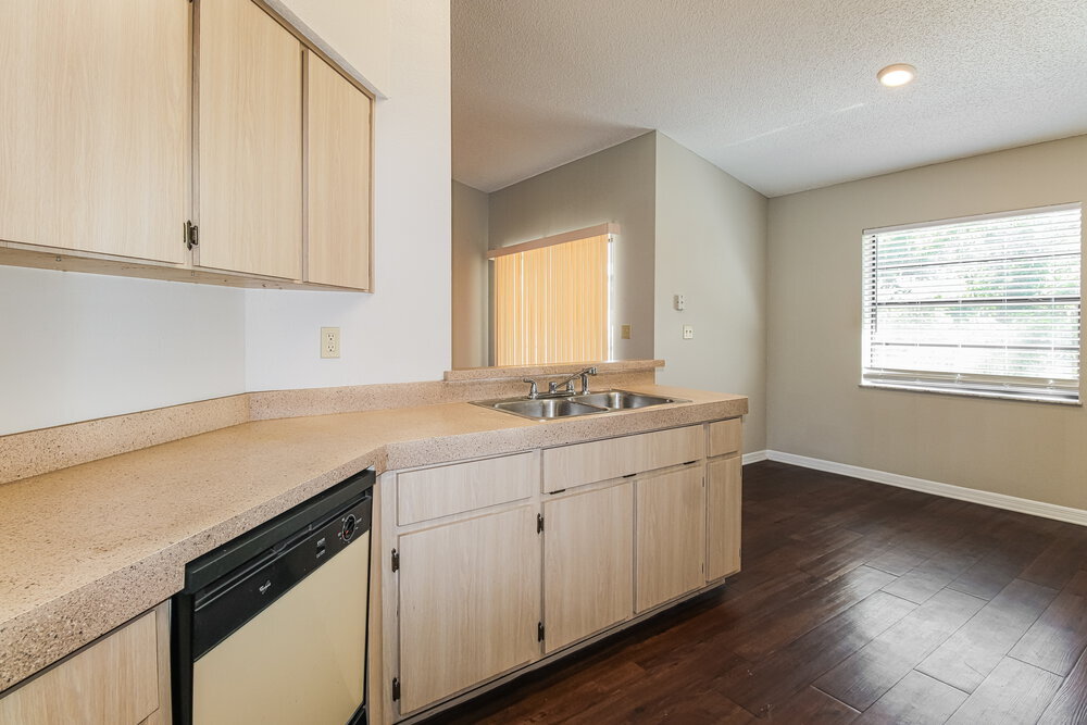 Building Photo - 11479 Cavern Rd