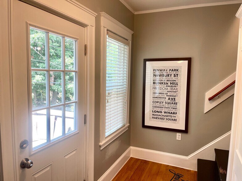 Building Photo - 247 Savin Hill Ave