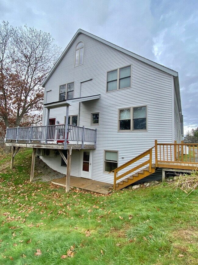 2933 W River Rd 2933 W River Rd Sidney ME 04330 Apartment Finder