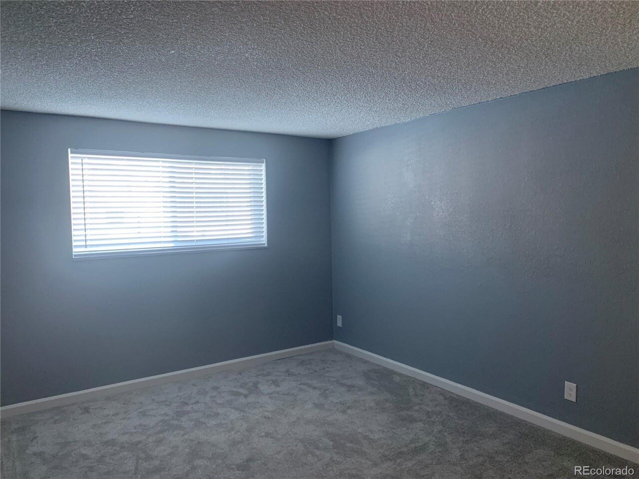 Building Photo - 7625 Quincy E Ave