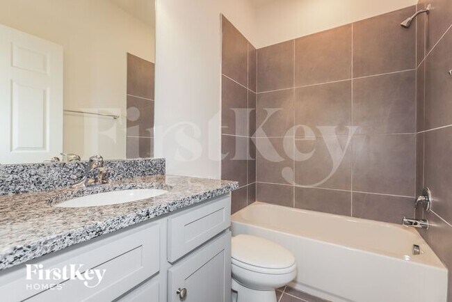 Building Photo - 142 Windsor Reserve Dr