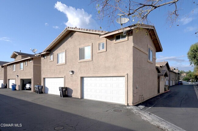 Building Photo - 4508 Apricot Rd