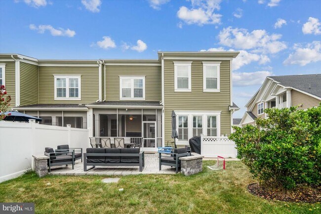 Building Photo - 1222 Beaver Tree Dr