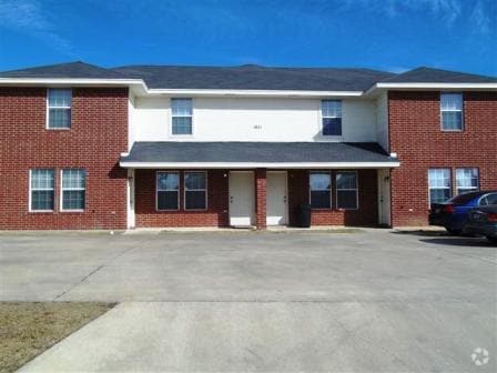 Building Photo - 1611 Inca Dr