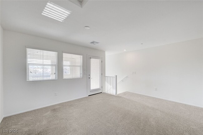 Building Photo - 662 Bellus Pl