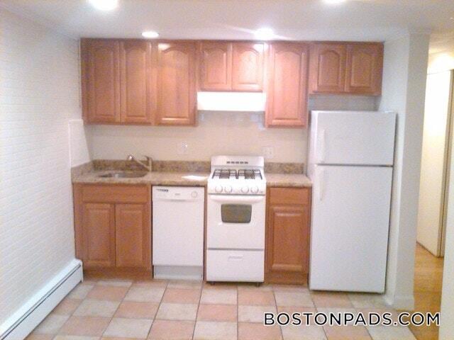 Building Photo - 103 Gordon St