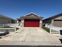 Building Photo - GET $1000 OFF THE FIRST MONTHS RENT!!!