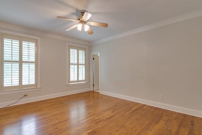 Building Photo - 186 S Belvedere Blvd