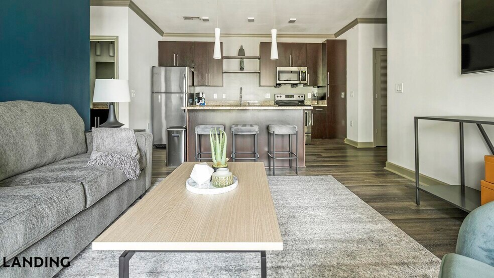 Building Photo - 11010 Northlake Landing Dr