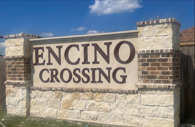 Building Photo - 116 Olive St