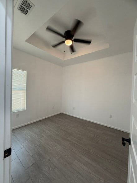 Building Photo - 3208 Briggs Rd