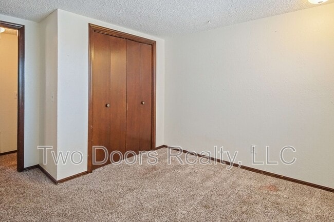 Building Photo - 6708 Elk Canyon Rd