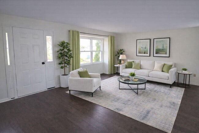 Building Photo - 508 Pembroke Rd SW