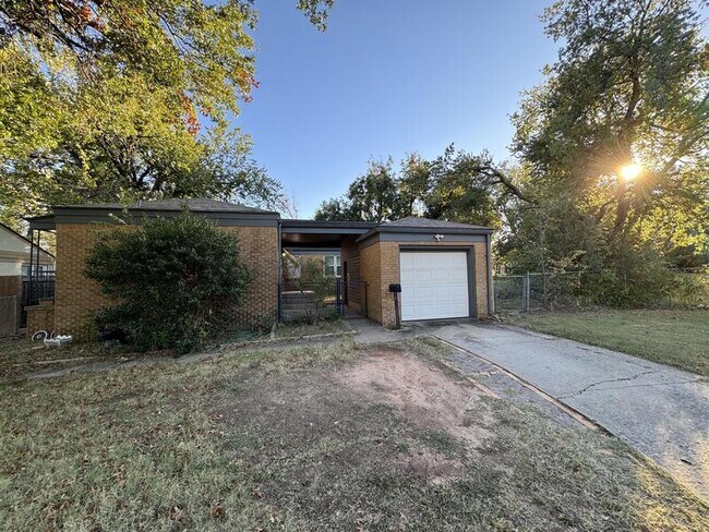 Primary Photo - 3212 Ardyce Dr