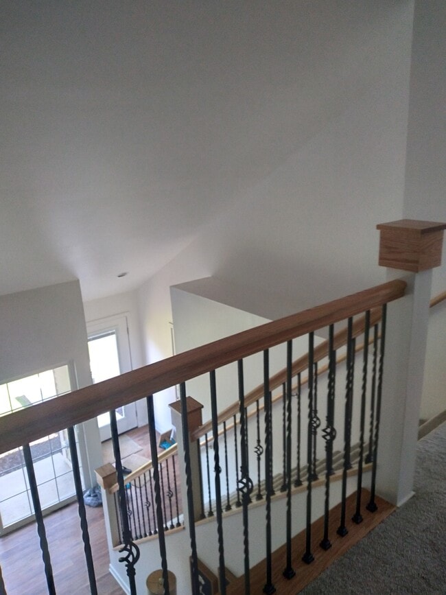 Building Photo - 2701 Pond Dr