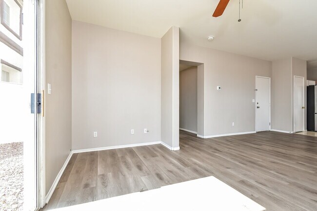Building Photo - 5452 Pergola Ct