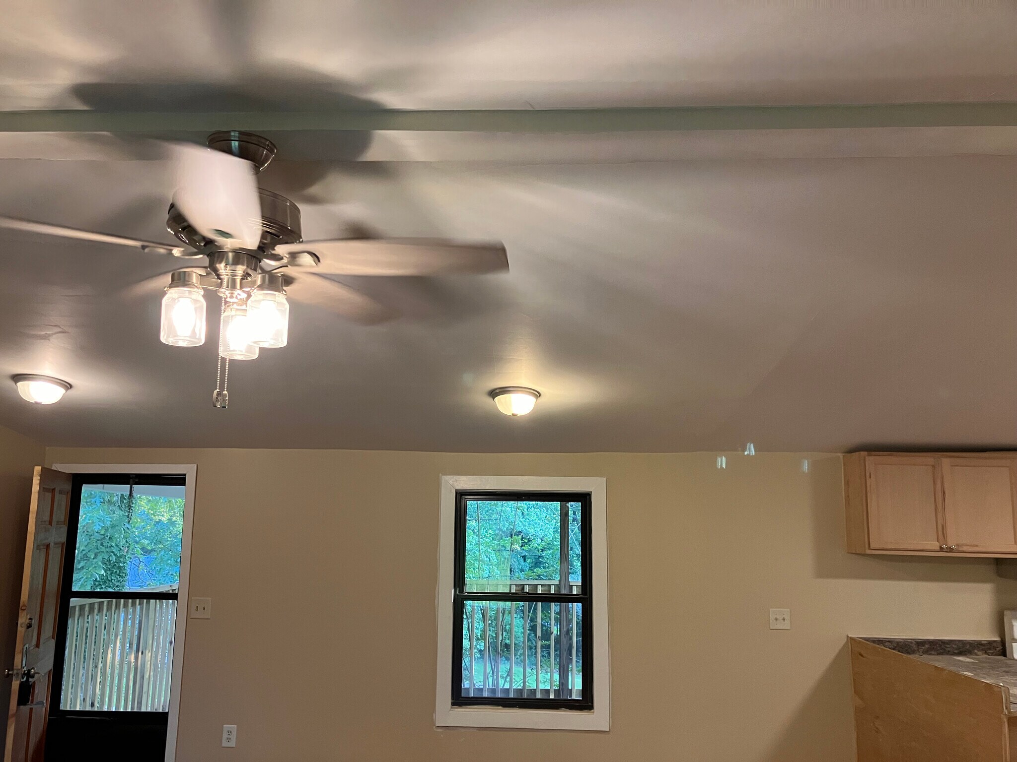 Building Photo - 2831 Oak Hill Cir