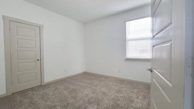 Building Photo - 12518 Colchester Creek Ct