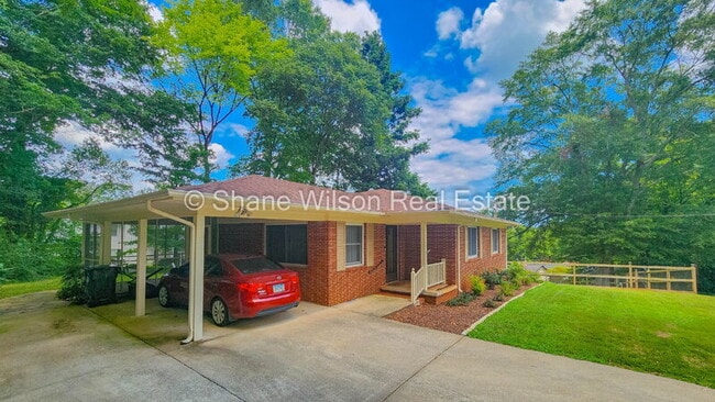 Building Photo - 916 Hardwick Cir