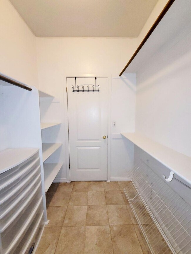 Building Photo - Boastful 3 Bedroom West Side home in gated...