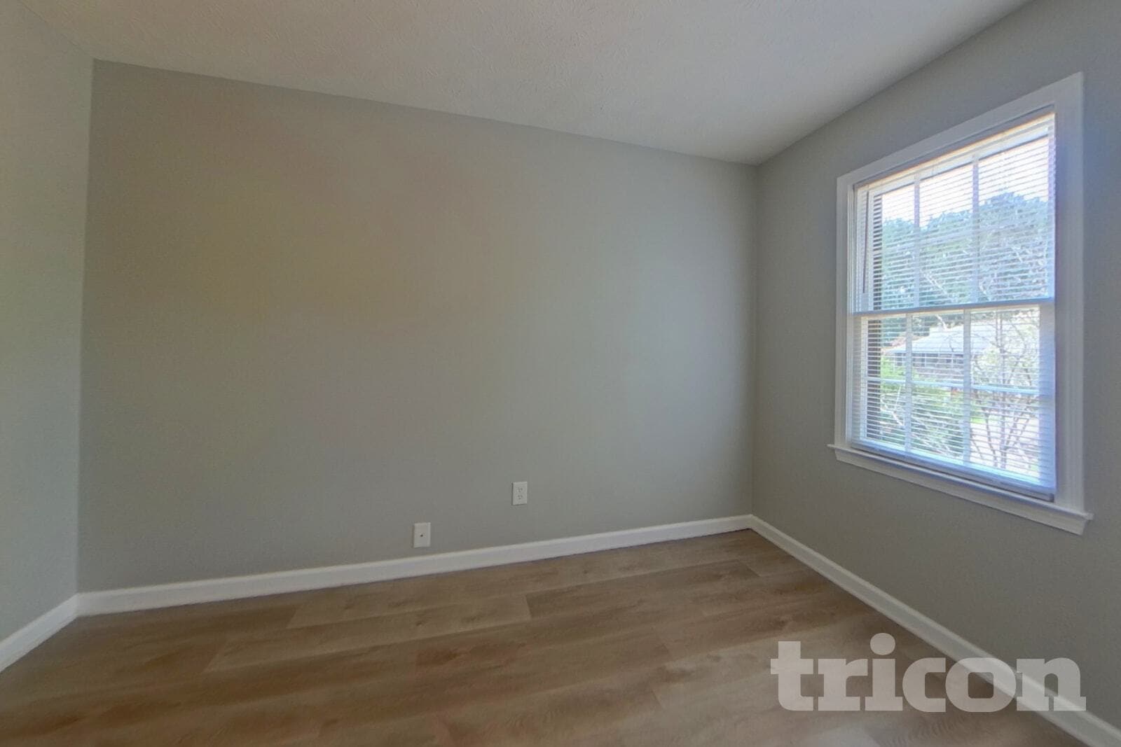 Building Photo - 4809 Glenwhite Dr