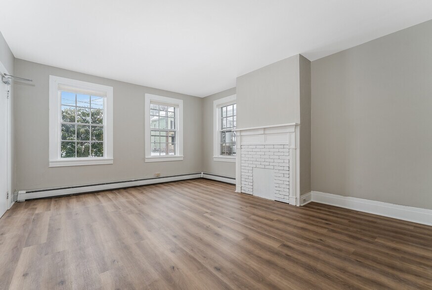 Building Photo - 20 Park Ave