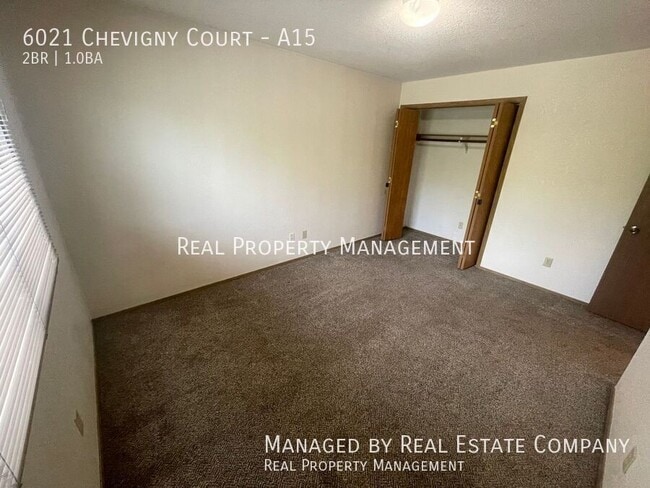 Building Photo - 6021 Chevigny St