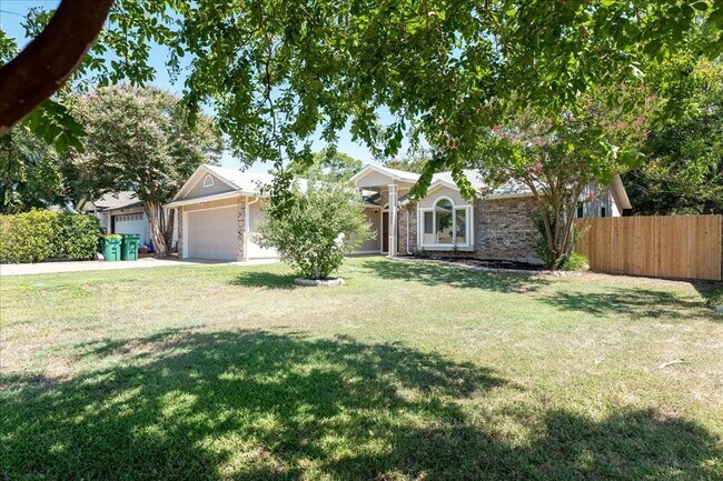 Primary Photo - 3200 Red Bay Dr