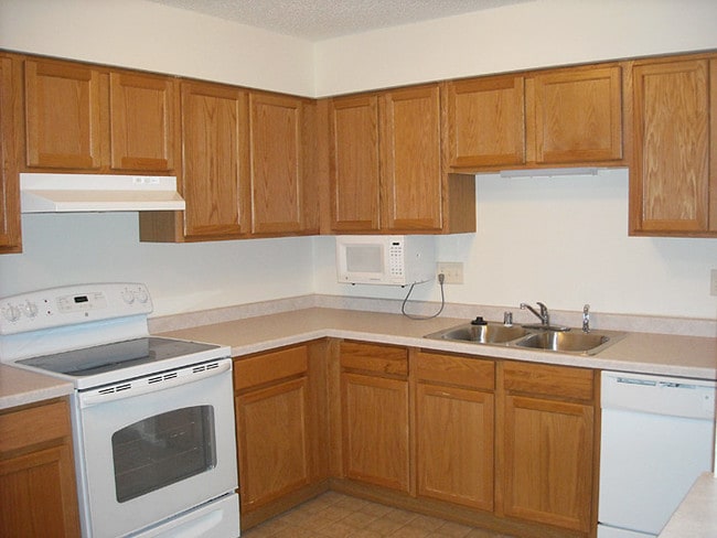 Model Kitchen - Meadow Creek