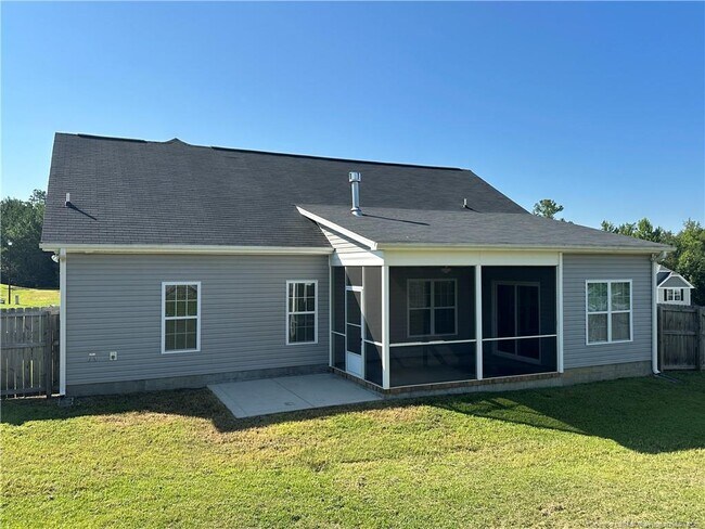 Building Photo - 498 New Castle Ln